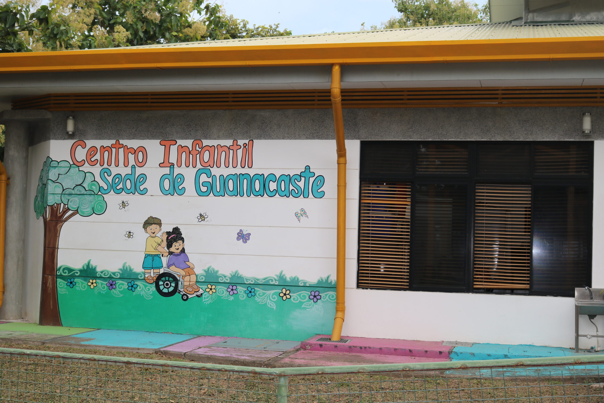 Fachada del Centro Infantil Sede de Guanacaste